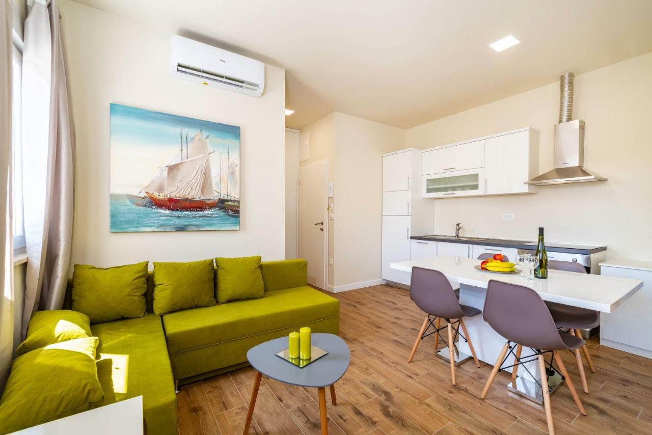 Idassa Family House Apartmán *